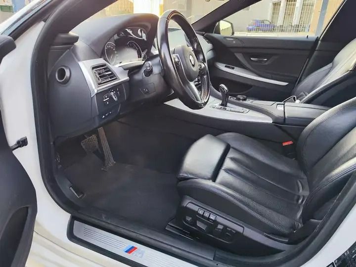 BMW 6 Series • 2015 • 133,000 km 5