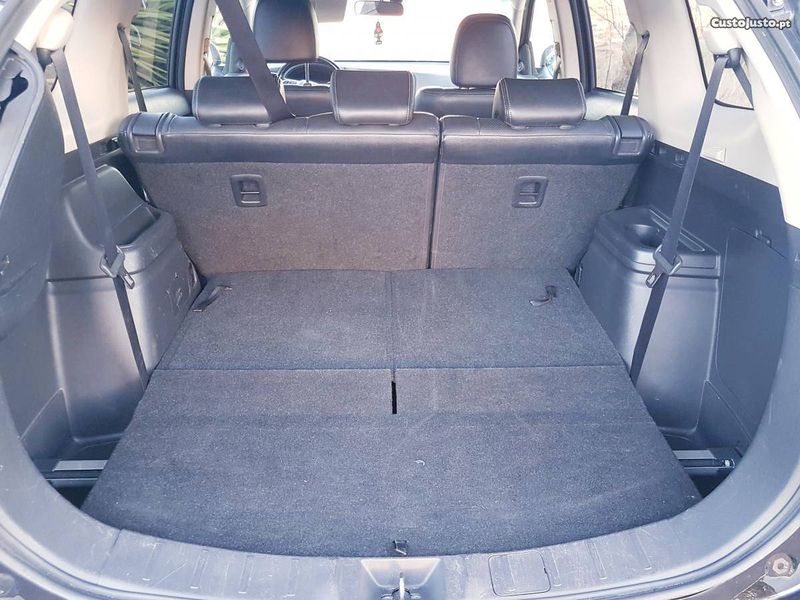 Mitsubishi Outlander • 2014 • 120,000 km 5