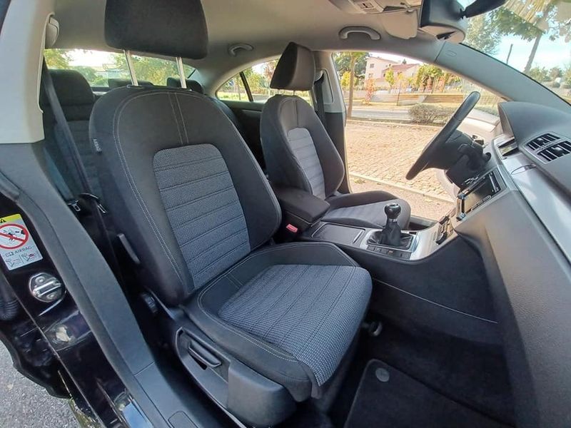 Volkswagen Passat • 2012 • 32,000 km 8