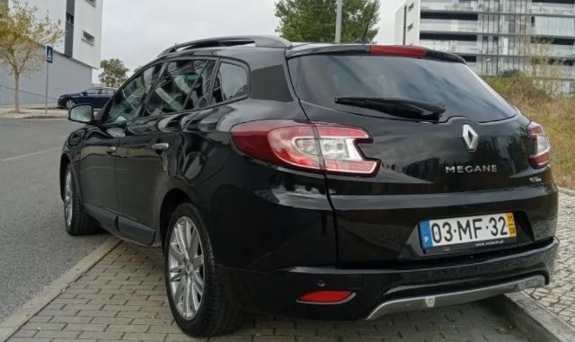 Renault Mégane • 2011 • 230,000 km 2