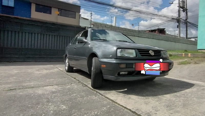 Volkswagen Vento • 1996 • 165,000 km 3