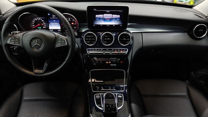 Mercedes-Benz C • 2016 • 48,269 km 4