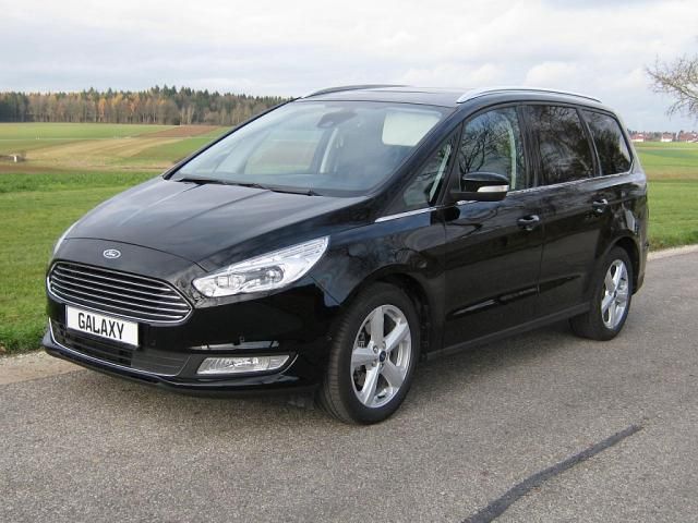 Ford Galaxy • 2017 • 134,900 km 5