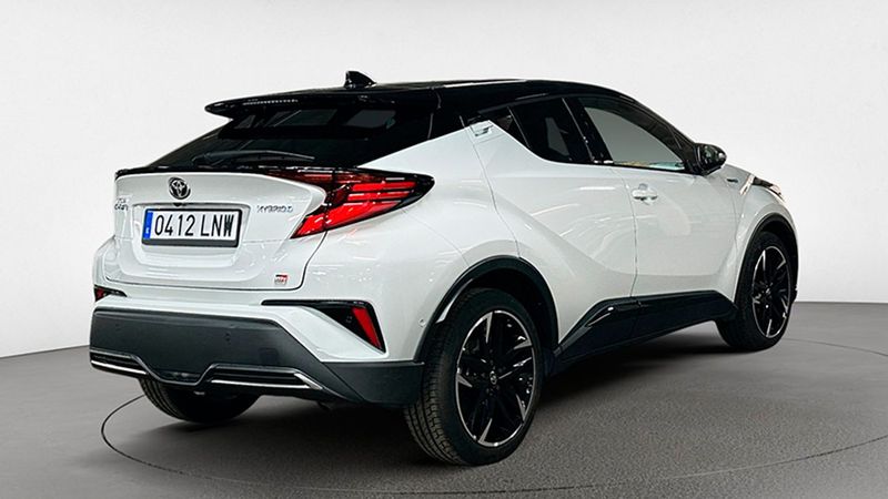 Toyota C-HR • 2021 • 9,000 km 7