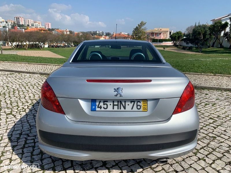 Peugeot 207 • 2009 • 168,000 km 5