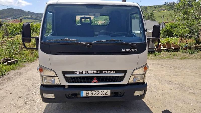 Mitsubishi Fuso canter • 2014 • 155,000 km 1