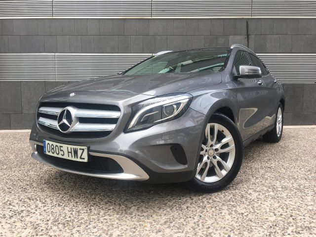 Mercedes-Benz GLA • 2014 • 110,000 km 3
