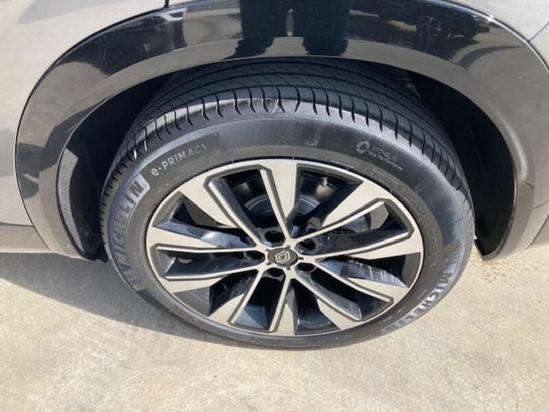 Renault Captur • 2024 • 3,542 km 14