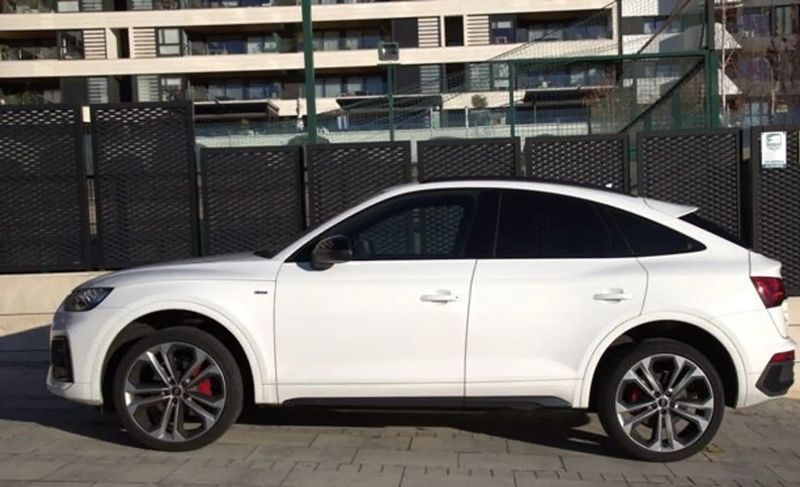 Audi Q5 • 2021 • 91,000 km 4