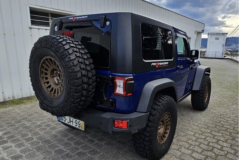 Jeep Wrangler • 2010 • 60,000 km 3