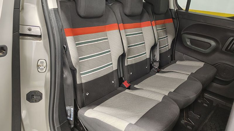 Citroën Berlingo • 2020 • 92,764 km 18