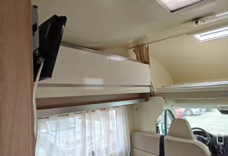 Citroën Jumpy • 2020 • 57,378 km 4