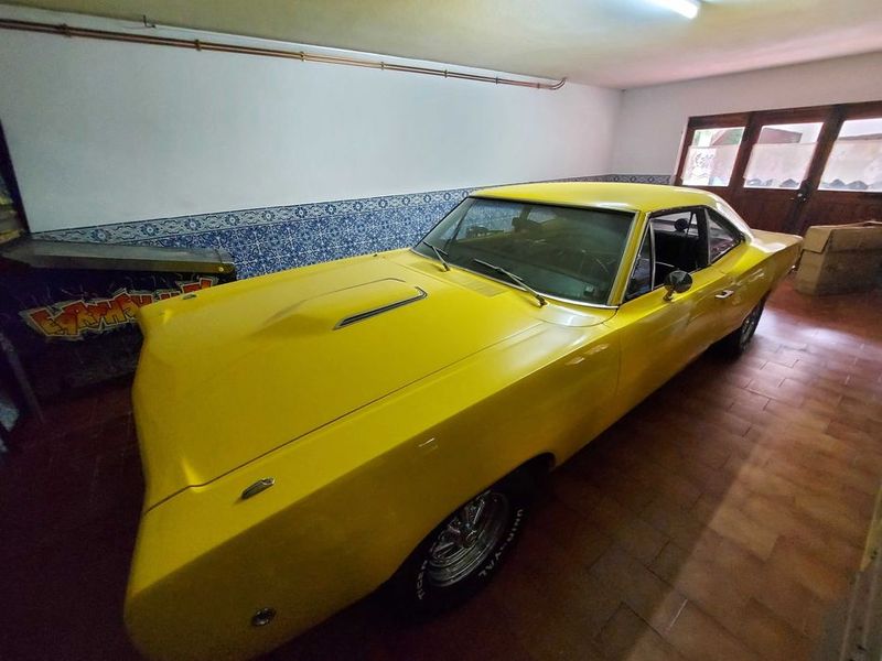 Dodge Nitro • 1968 • 999,999 km 4