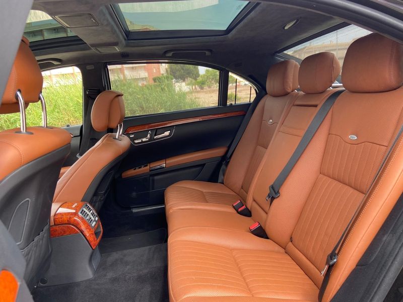 Mercedes-Benz S-Class • 2008 • 468,000 km 11