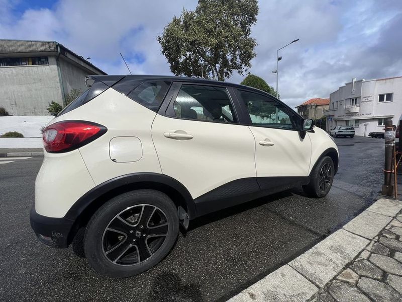Renault Captur • 2016 • 60,000 km 3