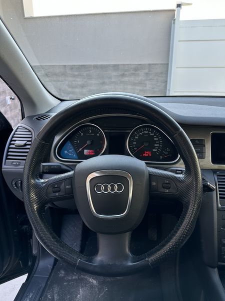 Audi Q7 • 2007 • 290,000 km 4