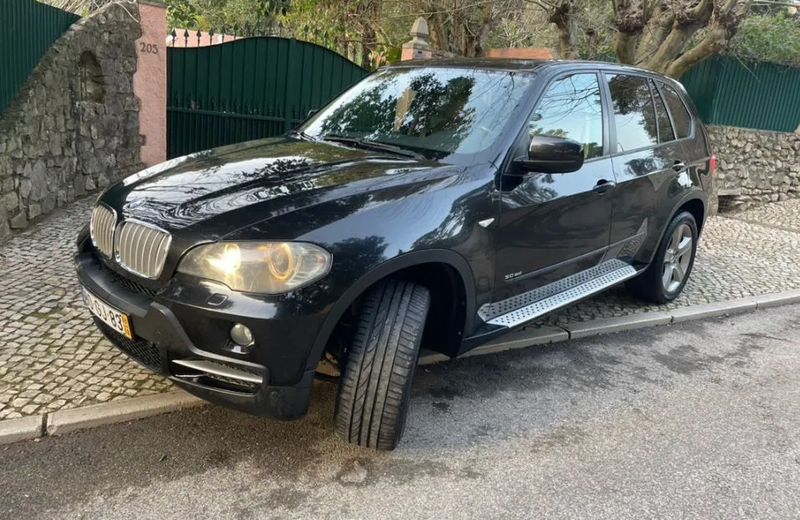 BMW X5 • 2008 • 198,000 km 1