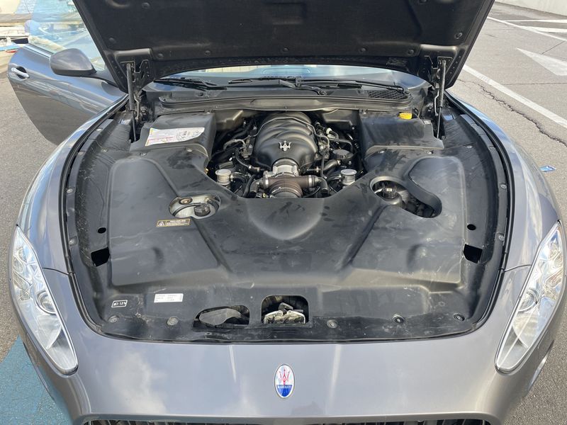 Maserati GranTurismo • 2013 • 86,000 km 14