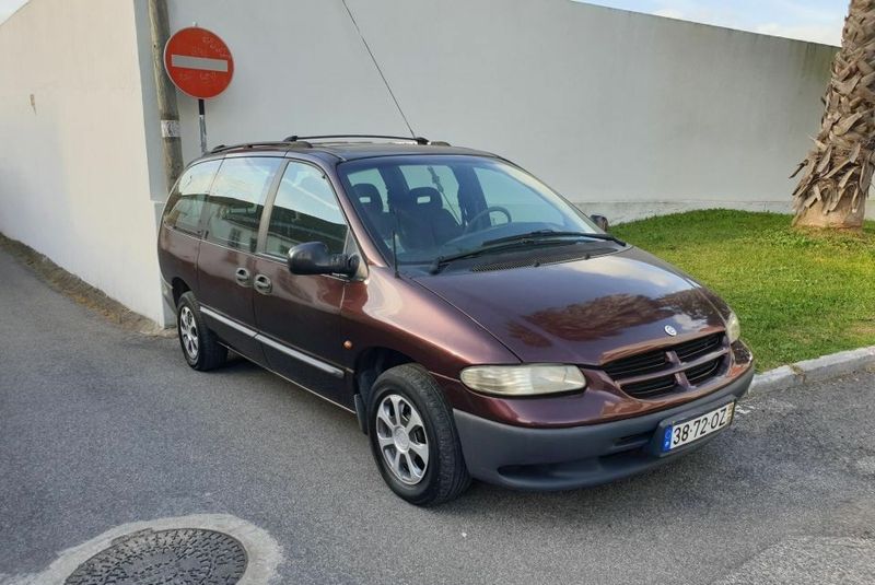 Chrysler Grand Voyager • 2000 • 200,000 km 2