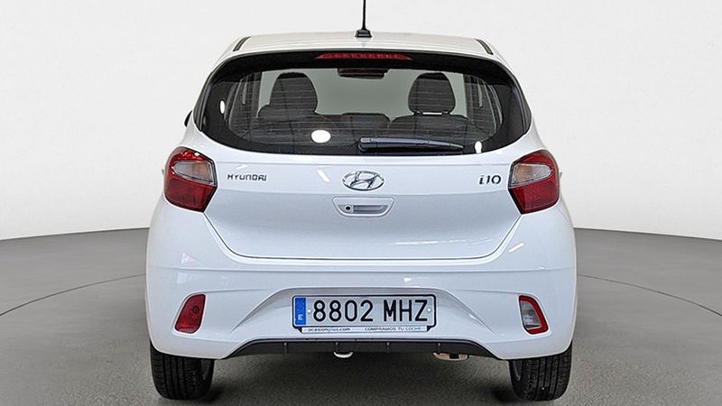 Hyundai i10 • 2023 • 25,432 km 10