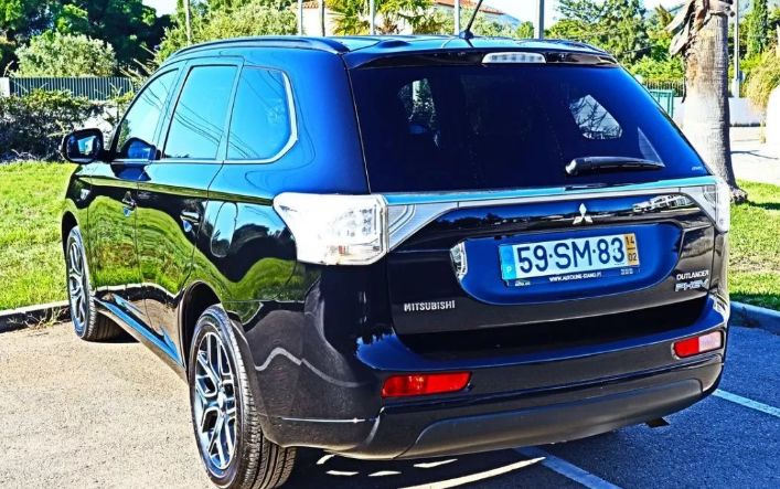 Mitsubishi Outlander • 2014 • 154,886 km 2