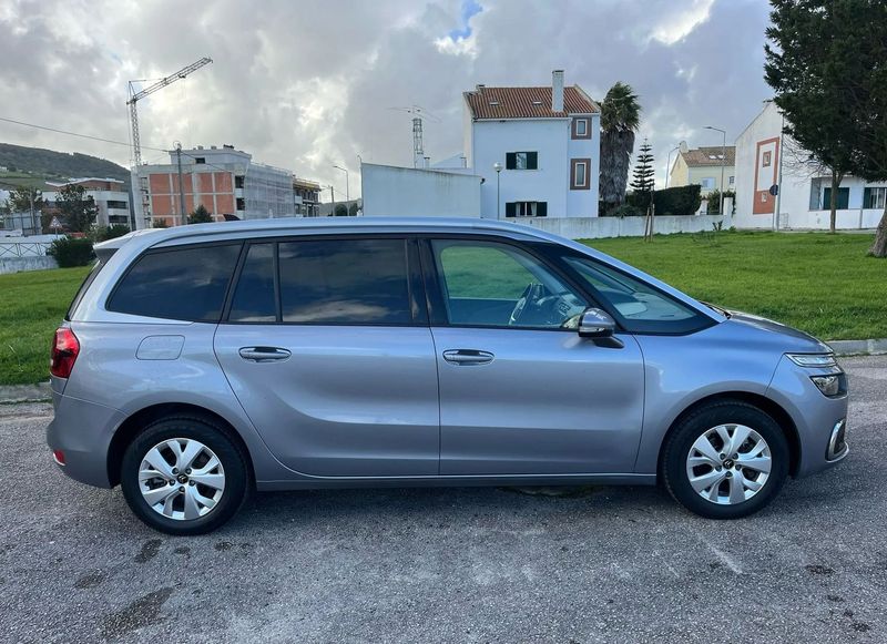 Citroën C4 • 2020 • 69,000 km 4