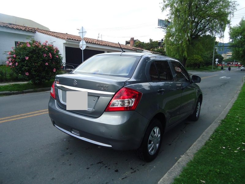 Suzuki Swift • 2015 • 84,000 km 3