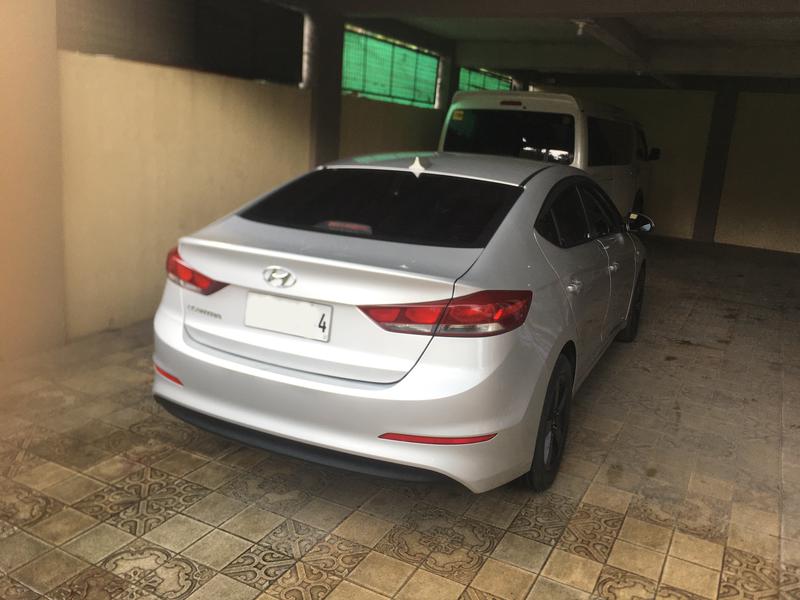 Hyundai Elantra • 2016 • 53,000 km 5
