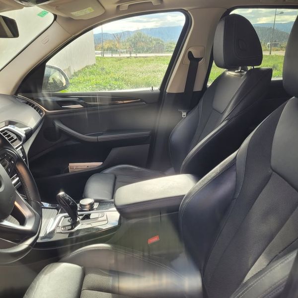 BMW X3 • 2019 • 59,209 km 3