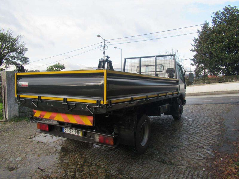 Mitsubishi Carisma • 1999 • 1 km 3