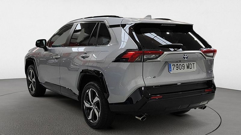 Toyota RAV4 • 2023 • 42,000 km 13