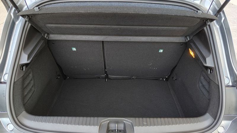 Renault Clio • 2024 • 1,020 km 14