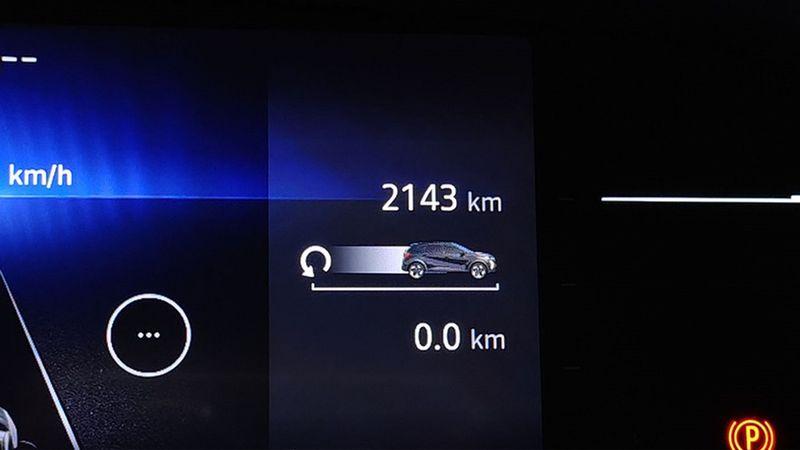Renault Captur • 2024 • 2,143 km 16