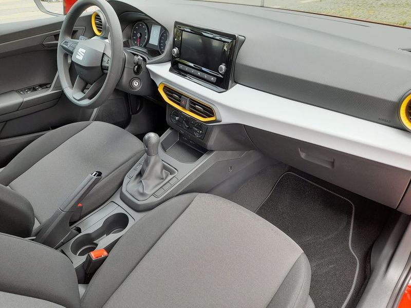Seat Ibiza • 2022 • 60,000 km 4