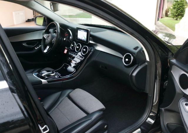 Mercedes-Benz C • 2018 • 122,573 km 2