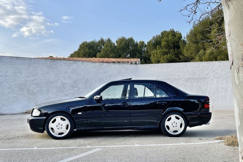 Mercedes-Benz C • 1999 • 131,000 km 1