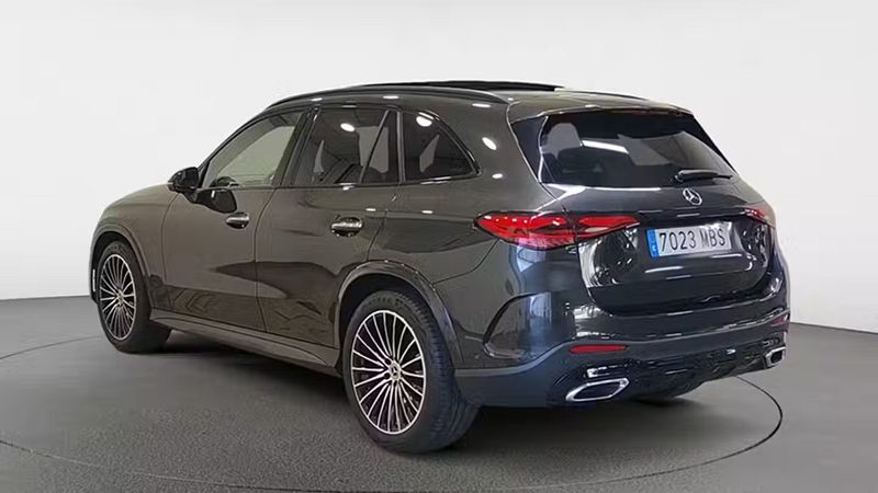 Mercedes-Benz GLC • 2022 • 27,299 km 7