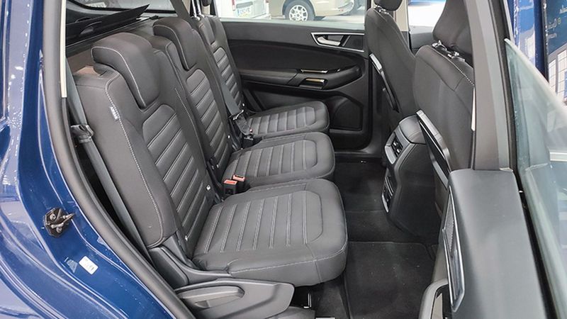 Ford Galaxy • 2022 • 32,412 km 17