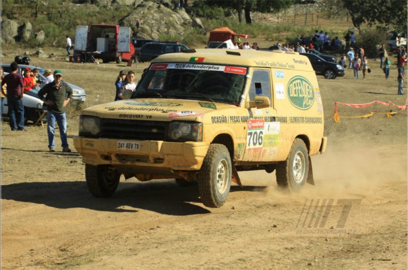 Land Rover Defender • 2003 • 100 km 5