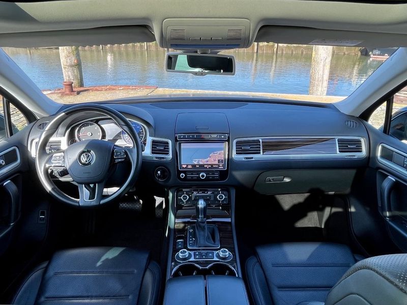 Volkswagen Touareg • 2014 • 135,000 km 2