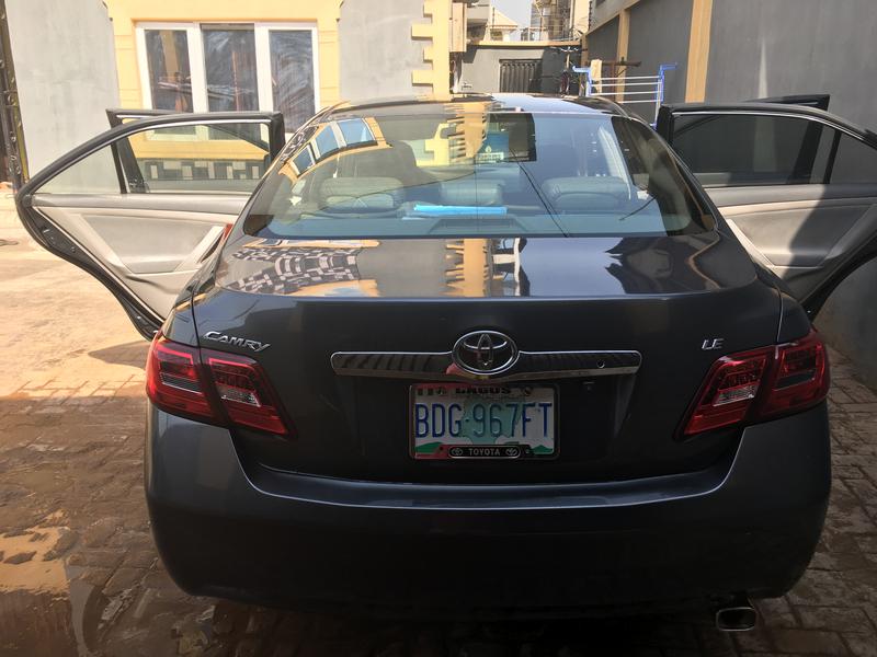 Toyota Camry • 2009 • 143,000 km 6