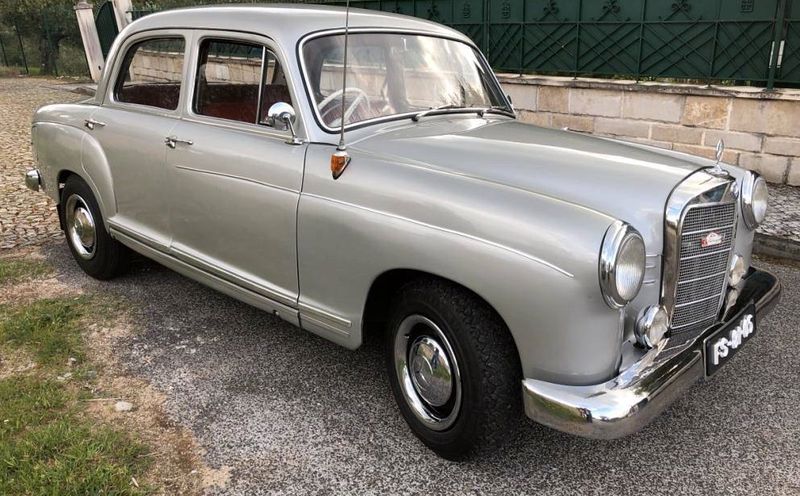 Mercedes-Benz 190 • 1980 • 90,000 km 2