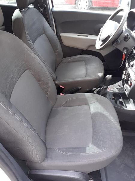 Dacia Lodgy • 2014 • 80,000 km 4