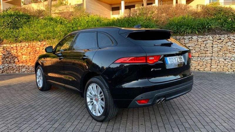 Jaguar F-Pace • 2017 • 135,000 km 2