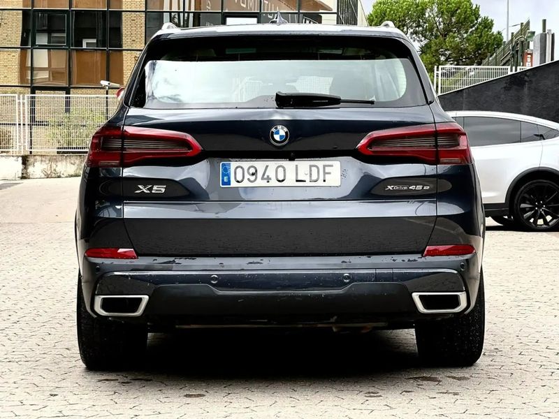 BMW X5 • 2019 • 95,000 km 4