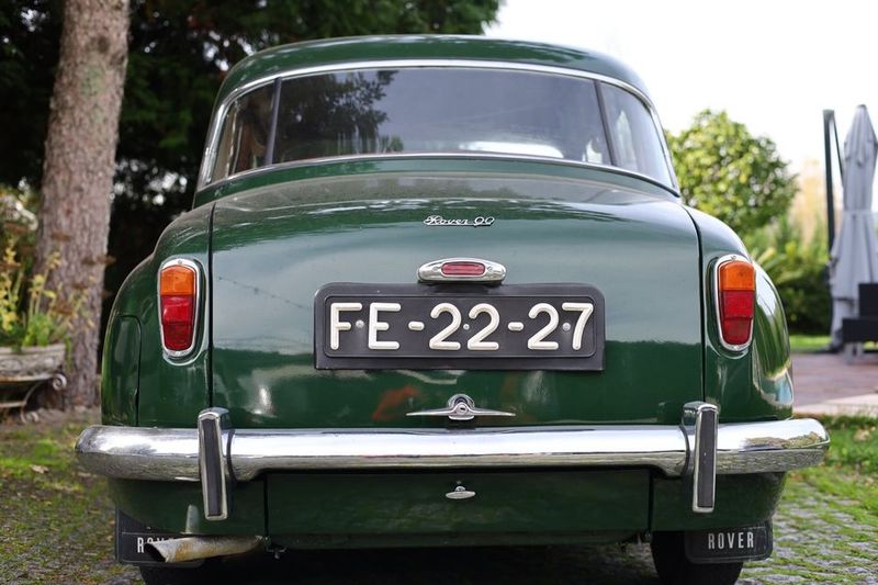 Land Rover Range Rover • 1956 • 9,999 km 2