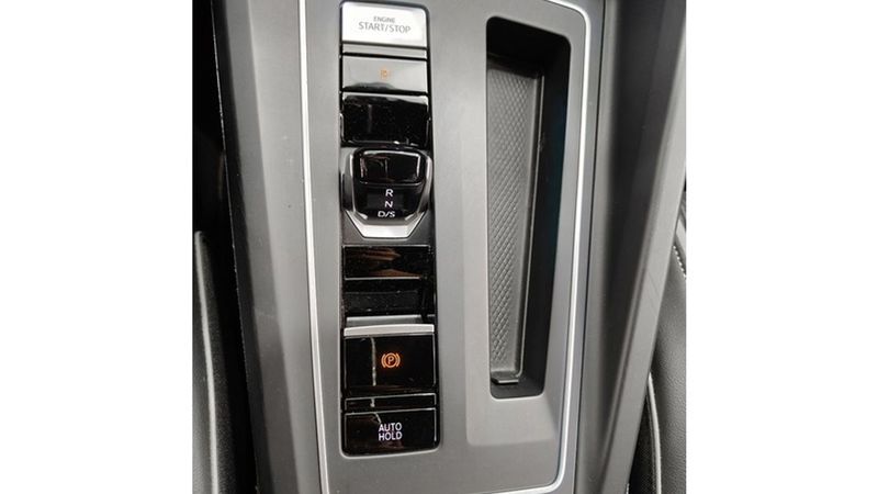 Volkswagen Golf • 2021 • 40,469 km 7