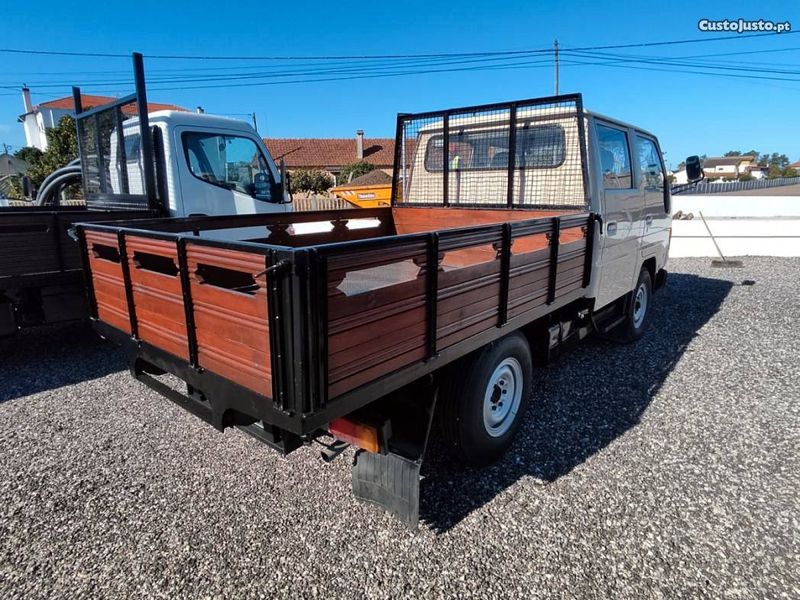 Toyota Dyna • 1997 • 298,000 km 6