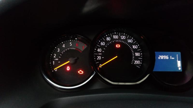 Renault Sandero • 2019 • 2,896 km 4