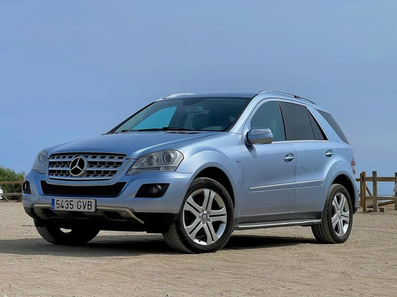 Mercedes-Benz ML350 • 2010 • 178,500 km 1